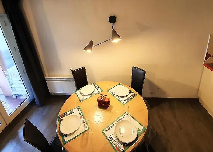 La Riviere Vue Mont Blanc Chamonix